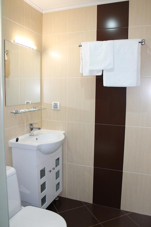 Center Guest House 萨帕雷瓦巴尼亚 外观 照片